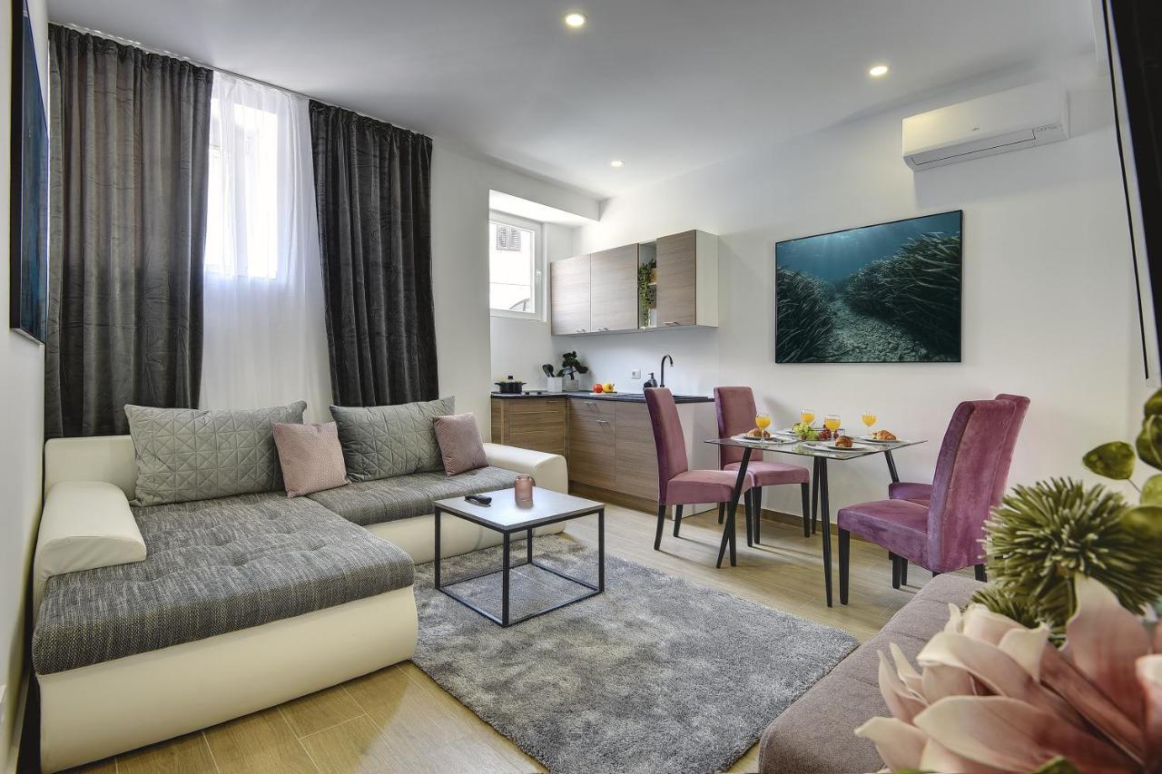 D&A Central Luxury Apartments With Free Parking Пула Екстериор снимка