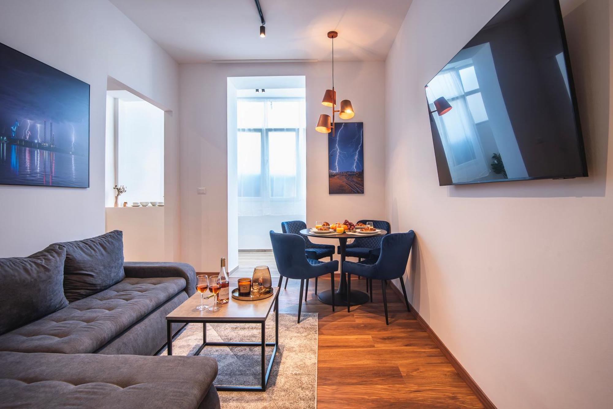 D&A Central Luxury Apartments With Free Parking Пула Екстериор снимка