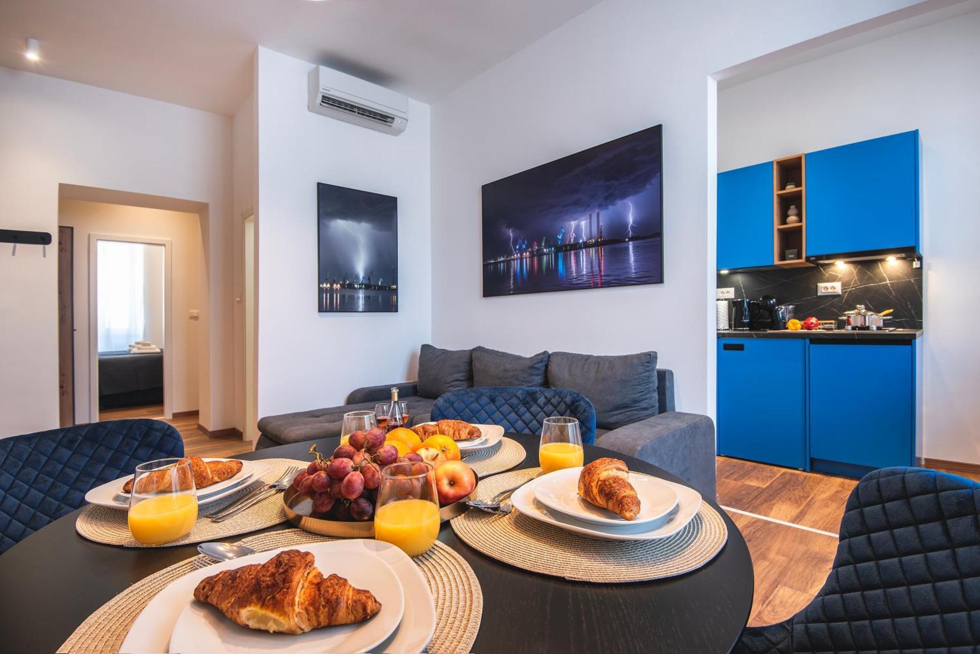 D&A Central Luxury Apartments With Free Parking Пула Екстериор снимка